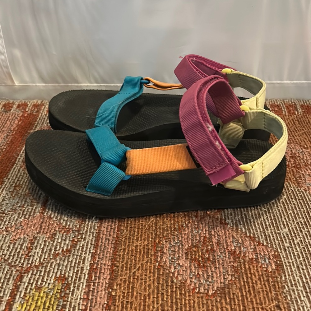 TEVA - cute colorful sandals